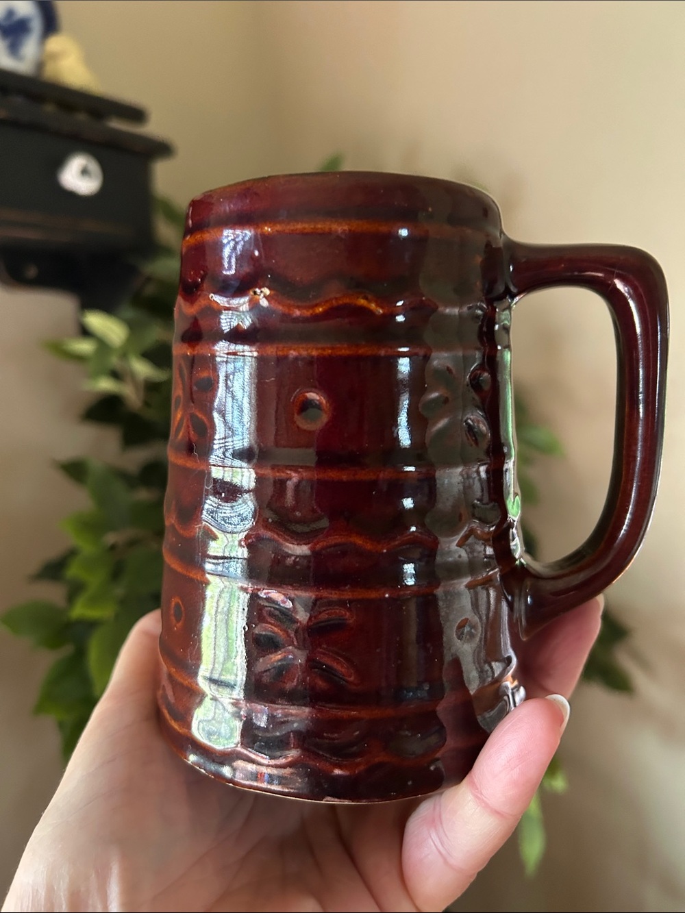 Vintage Marcrest Pottery Mug, Daisy Dot Pattern  16 oz